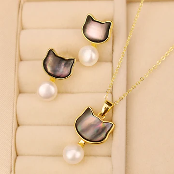 Buddha Stones 925 Sterling Silver Posts Cute Cat Tridacna Stone