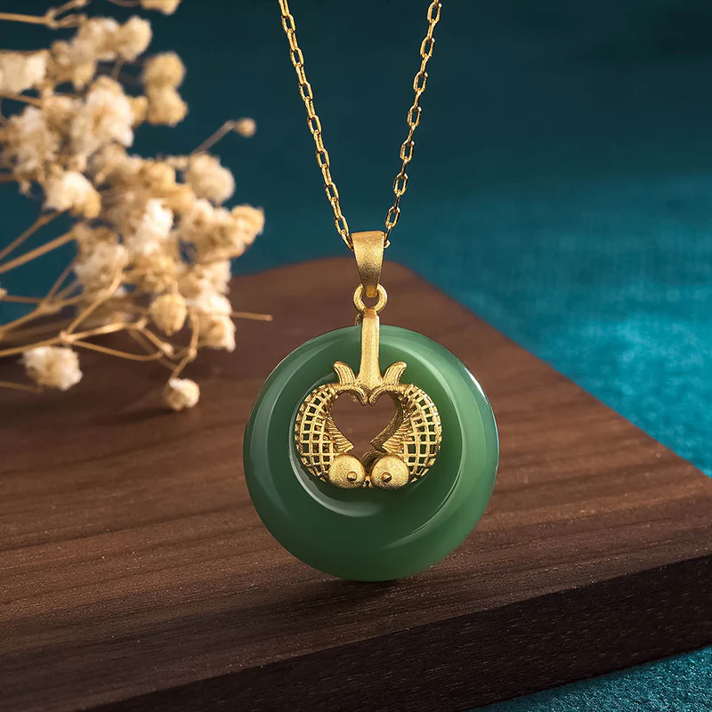 a395c257558e4a9602d06825d352b909_900x